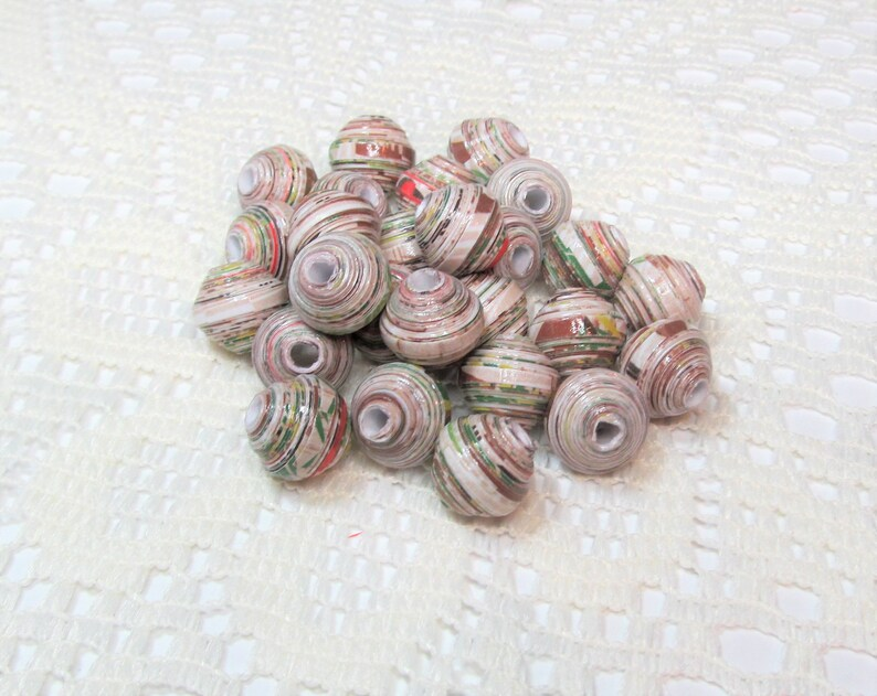 paperbeadboutiq's tweet photo. Paper Beads, Loose Handmade Jewelry Supplies Jewelry Making Round Winter Foliage https://t.co/wLNTztnseZ via @Etsy #paperbeads #handmadebeads #winterbeads #jewelrymakingbeads #craftbeads https://t.co/RjKzud1cg5