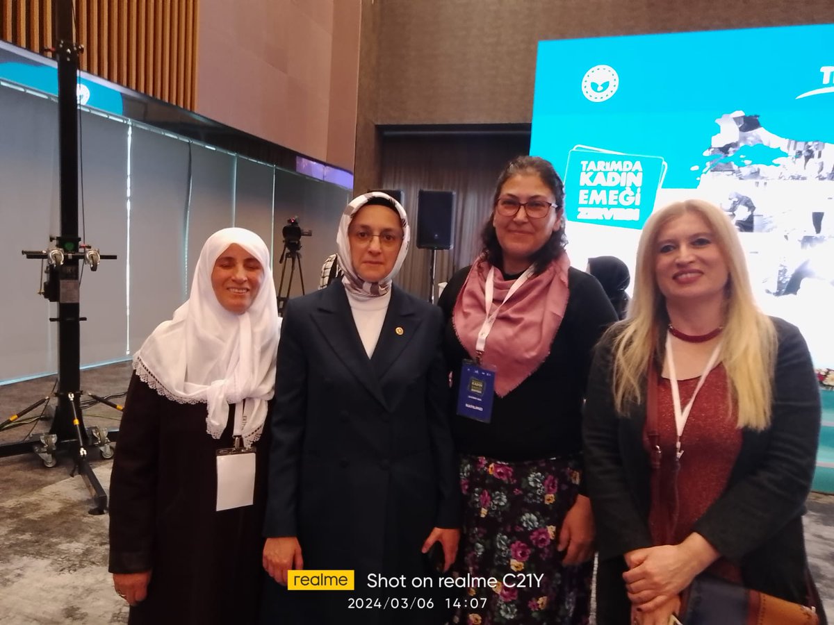 Nejla Tozlu Teoman tweet media