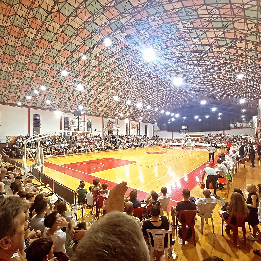 LA LIGA ARGENTINA 🏀 
🔥Se jugó un partido histórico para el rojiblanco en el Gigante de la Avenida frente al Griego Cordobés!
En un estadio colmado, Sportivo cae 75-81 frente a Atenas
🇦🇹Gracias totales! El Gigante mas Gigante que nunca!
🇦🇹 ORGULLOSOS DE PERTENECER, SIEMPRE!
