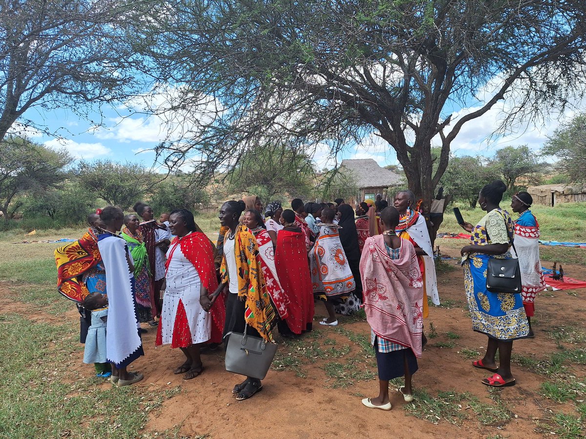 Happy internatuonal womens day. We invesr in women to accelerate change#inspire inclusion