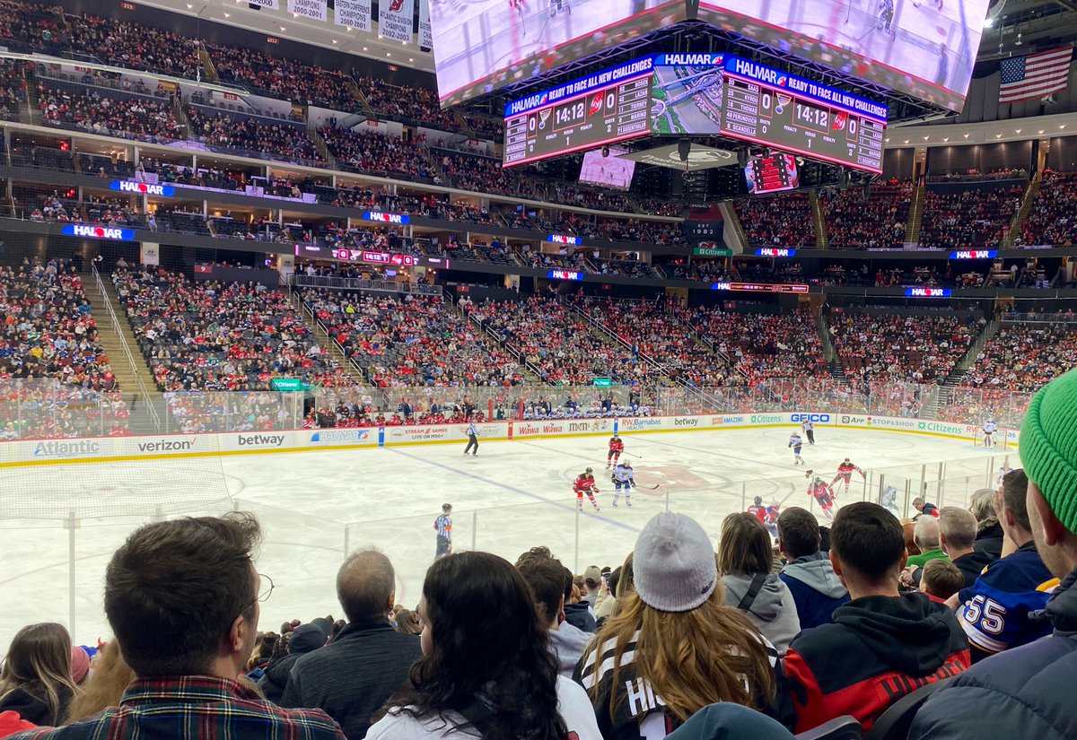 MsSmithTeaching's tweet photo. Thank you to @NJEA &amp; @NJDevils  for the opportunity tonight! https://t.co/H0TnegJNKJ