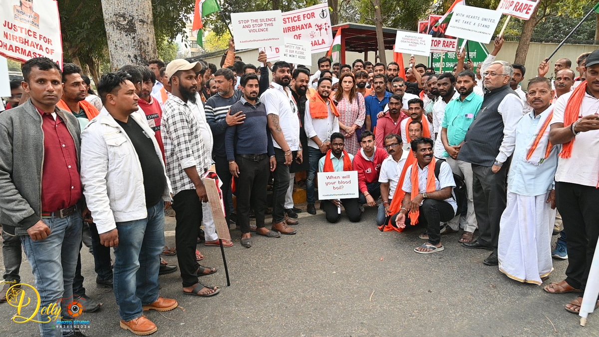 MaheshThimarody's tweet photo. When there are brutal rapes like Dharmasthala Nirbhaya happening, we don't understand how #WomensDay is celebrated! If we take 10 years of survey more than 463 were killed and buried in a single village! If this is not threatening Happy Women's Day 😞 #BJP #congress @siddaramaiah https://t.co/5HFJQXjWMC