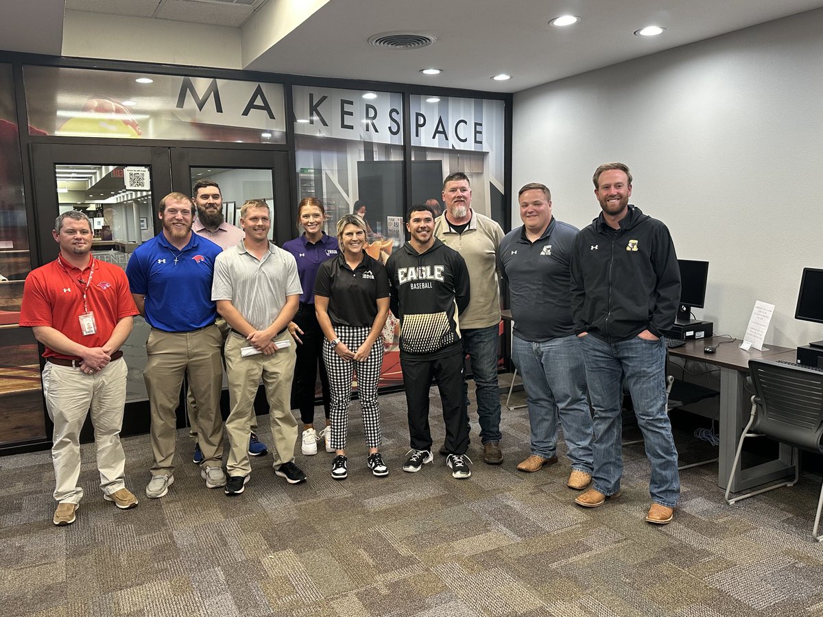 jgarfield99's tweet photo. THSCA R.O.C.K. class of 22/23 and 24 being recognized at the Abilene ISD school board meeting tonight. #ROCKmentoring 
Proud to be a part of this amazing group of educators. FAAB @THSCAcoaches @AbileneISDAthl1 @abileneisd https://t.co/rGOPYDtldy