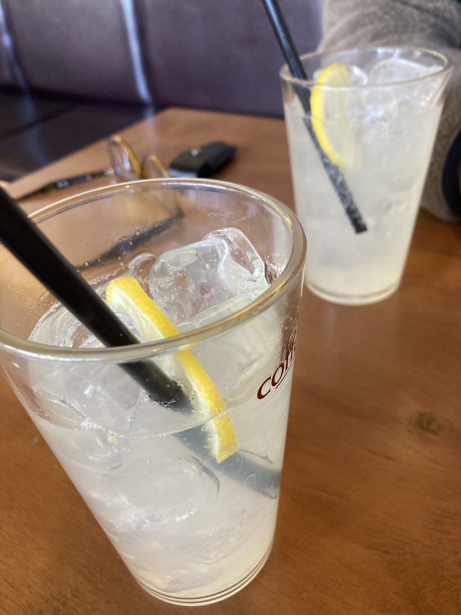 jump386's tweet photo. 마무으리
레몬에이드
#coffeesmith https://t.co/tceRAQbM8O