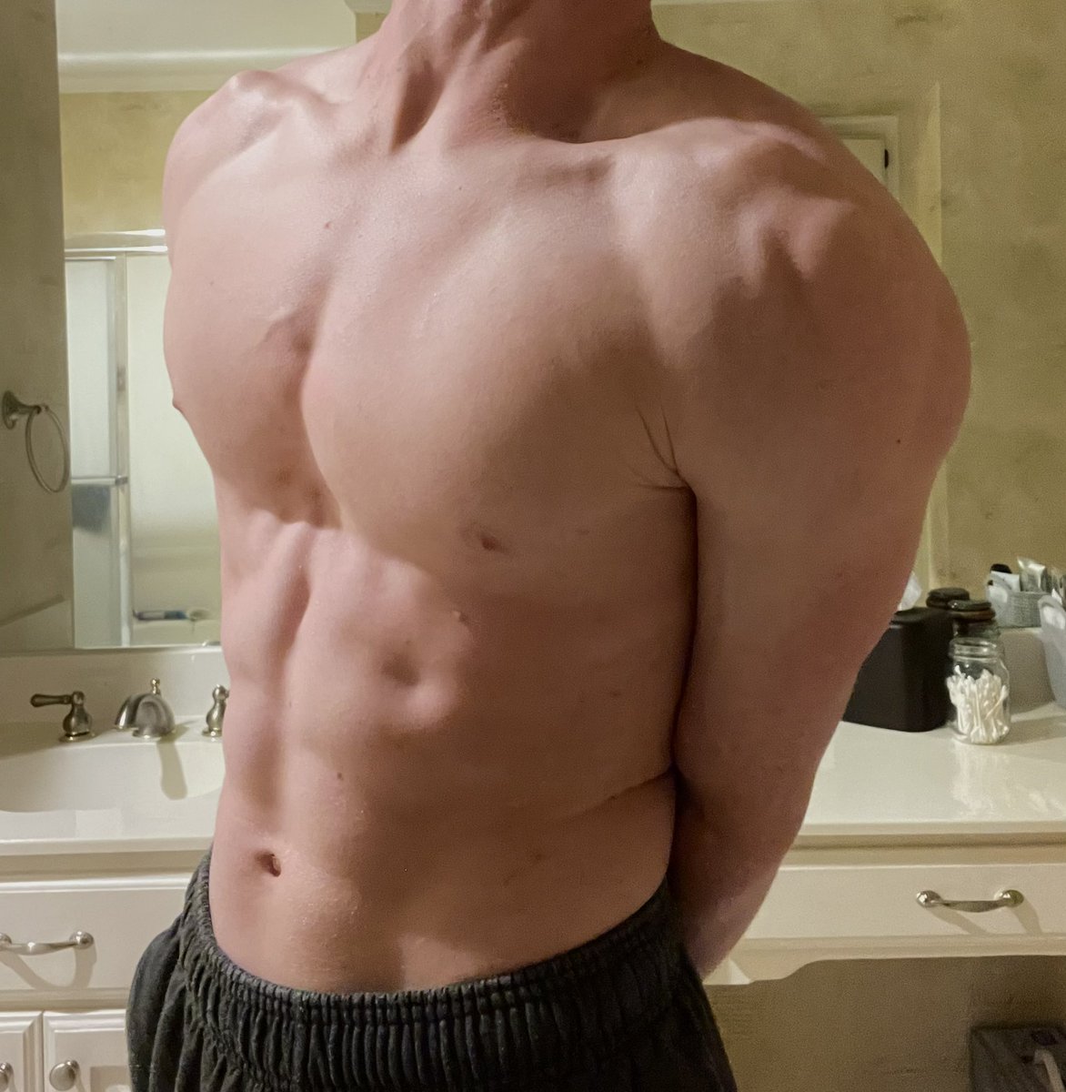 Working that chest and shoulders lately