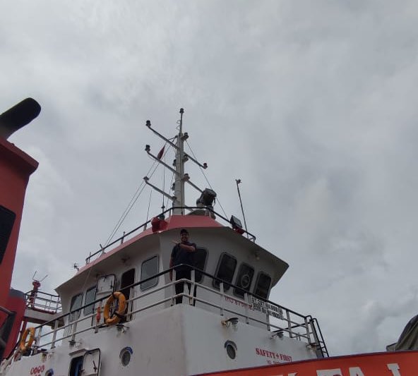 Antieliteglobal tweet media