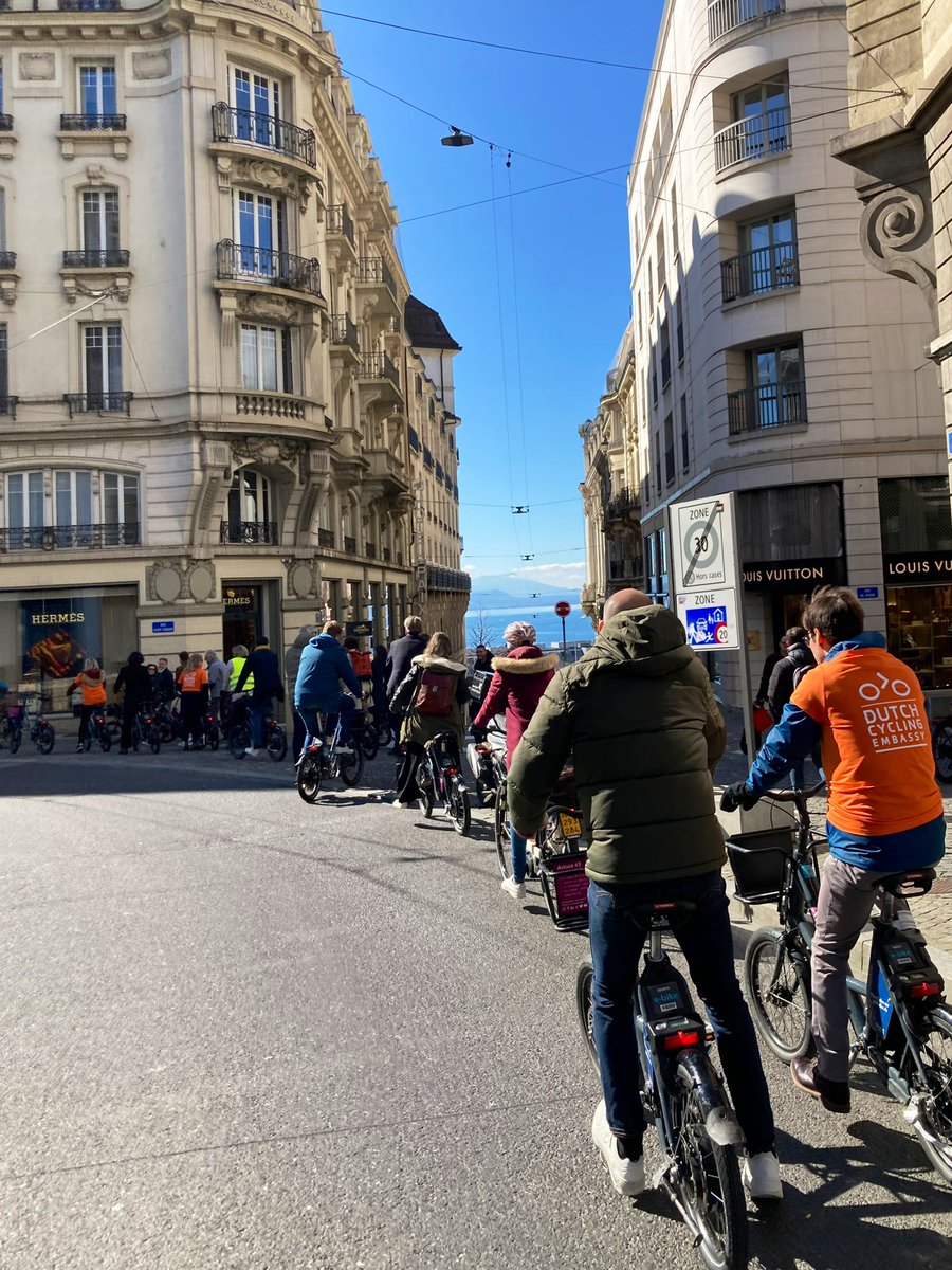 cycling's tweet photo. Yesterday @UCI_cycling was invited to present its #CyclingForAll programme to Dutch experts in Lausanne during the @Cycling_Embassy’s Cycling Mission to Switzerland.
A great opportunity to also learn about @communelausanne’s action plan for active mobility promotion 🚲🇨🇭
#NLCH https://t.co/fgeD76QTJu