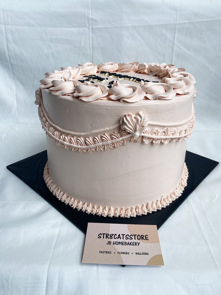str8cats's tweet photo. HALFCAKE & ENGLISH VINTAGE CAKE
#halfcake #halfcakes #halfcakeforhalfbirthday #vintagecakes #englishtheme #englishvintage #jbfoodie #jbcakes #jbfood #kekkawenjb #kekhantaranjb #koreancake #koreancakejb #kekkorea #kekkoreajb #foodporn #johorbahru #johorfood https://t.co/YpsoUd0A6r