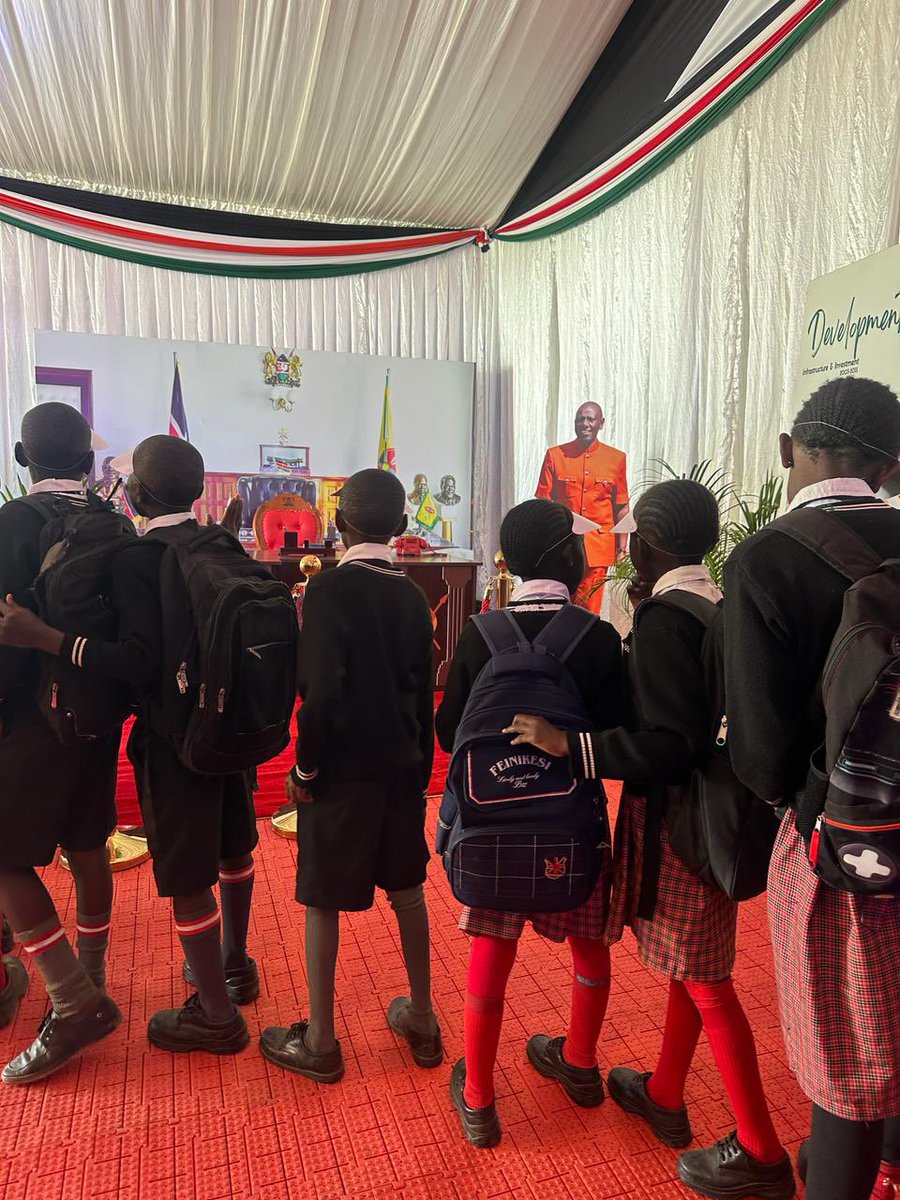 Day 3 at ASK Show in Eldoret- Engaging with the leaders of tomorrow at the Presidency booth, exploring the rich legacy and profound history. Don't miss out – swing by and contribute to the conversation. #EldoretASKShow