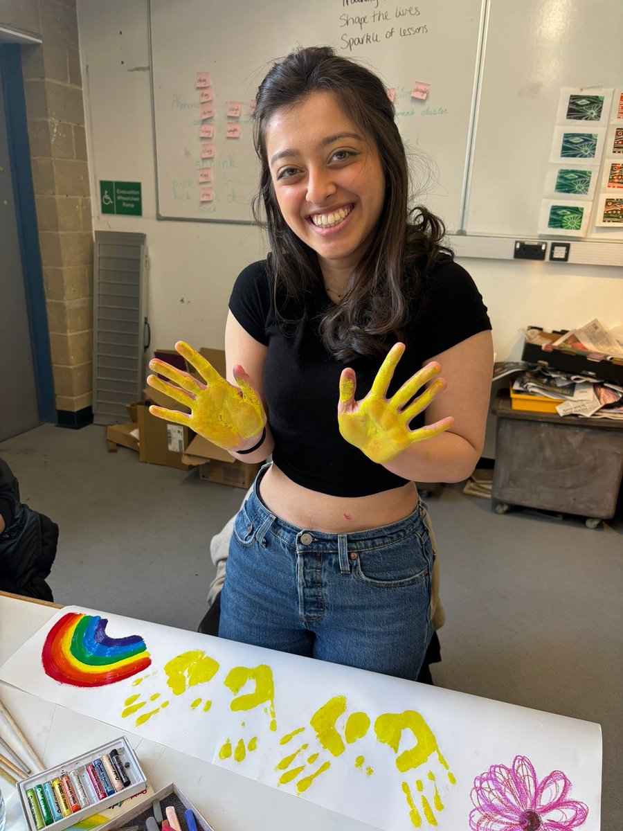 UEA Occupational Therapy (@ot_uea) on Twitter photo A fantastic & dynamic Creative Reflections session with Yr1 BSc students last week. Facilitated by <a href="/AndyHDesign/">Andy Hibberd</a> <a href="/JaneHibberd20/">Dr Jane Hibberd</a> <a href="/kellylecturer/">Dr Kelly Walker EdD</a> students were tasked with using materials to express their creativity & relate this to their professional identity <a href="/UEA_Health/">School of Health Sciences</a> <a href="/UEA_Physio/">UEA Physiotherapy</a> A fantastic & dynamic Creative Reflections session with Yr1 BSc students last week. Facilitated by <a href="/AndyHDesign/">Andy Hibberd</a> <a href="/JaneHibberd20/">Dr Jane Hibberd</a> <a href="/kellylecturer/">Dr Kelly Walker EdD</a> students were tasked with using materials to express their creativity & relate this to their professional identity <a href="/UEA_Health/">School of Health Sciences</a> <a href="/UEA_Physio/">UEA Physiotherapy</a>