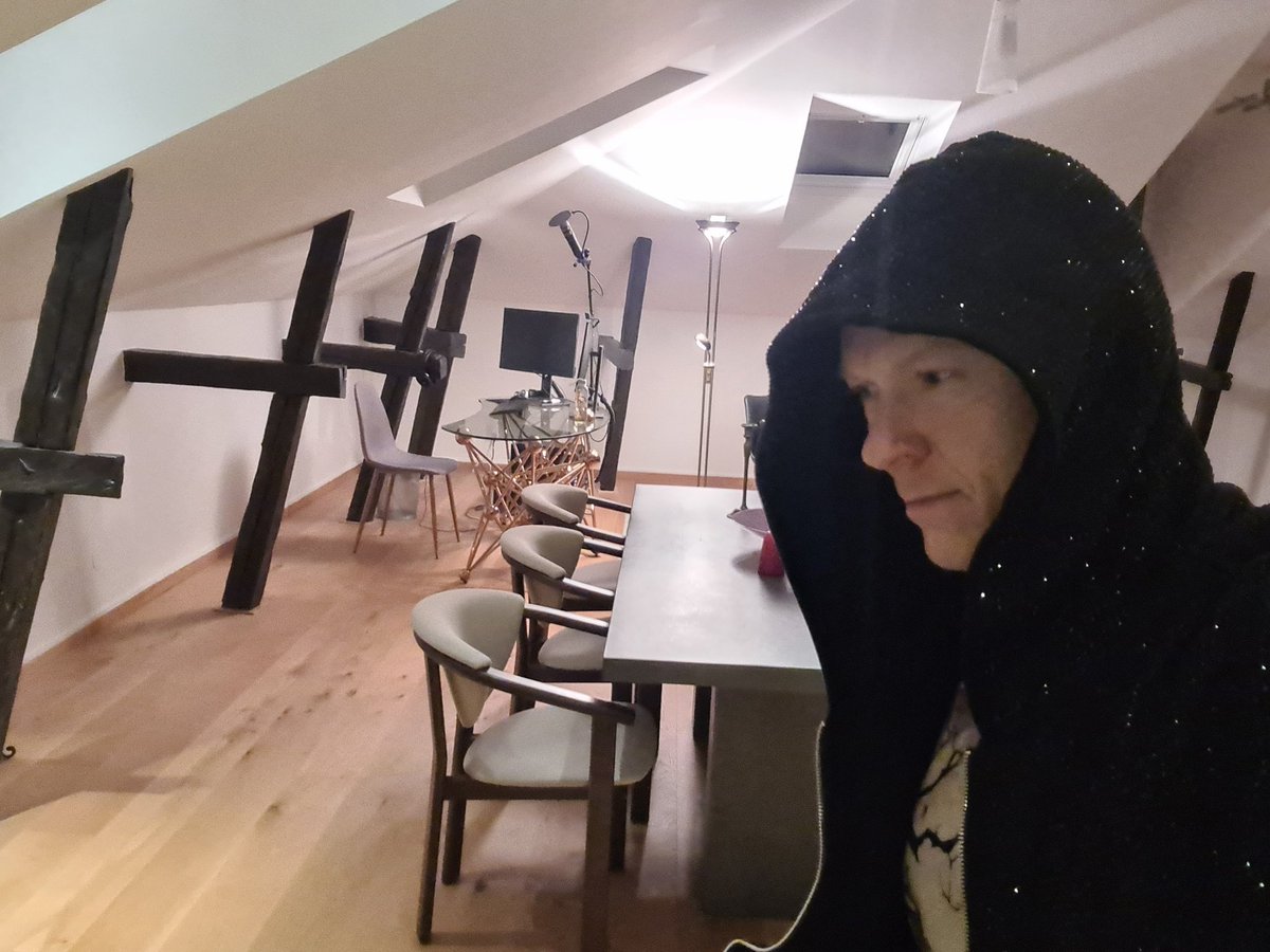 TureMasing's tweet photo. @kryptopodden bjöd in till ett samtal om Bitcoin. Avsnittet spänner från mina minnen från Handelshögskolan 1990 till veckans all time high i BTC på över $69k. Alex reder dessutom ut de fyra faserna för Bitcoinpriset. https://t.co/8qP0ERTXvX