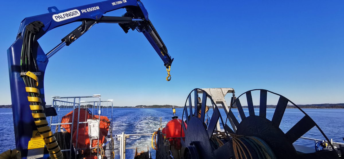 DareliusElin's tweet photo. All female scientific crew from #Geofysen doing fieldwork in sunny Lurefjorden  on #InternationalWomensDay2024! https://t.co/qJatpNsBBv