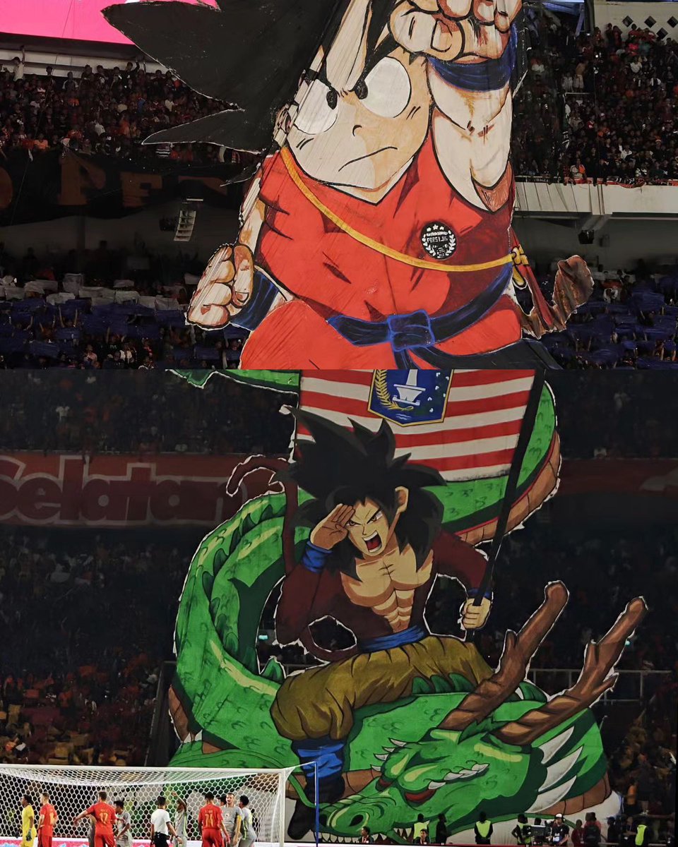 indo_jleague's tweet photo. Bonus

Suporter yang pernah bikin koreo Dragon Ball: PSG dan Persija fans. https://t.co/stzF3MyfmZ
