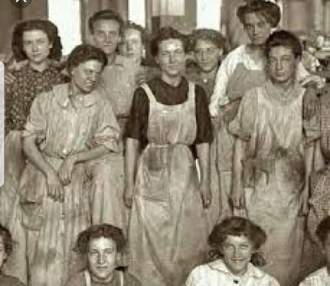 Exactement,
En cette journée spéciale, célébrons la force, la beauté et la résilience des femmes, 
La journée internationale des droits des femmes est l'occasion de reconnaître et d'honorer le rôle crucial des femmes dans tous les domaines de la vie.