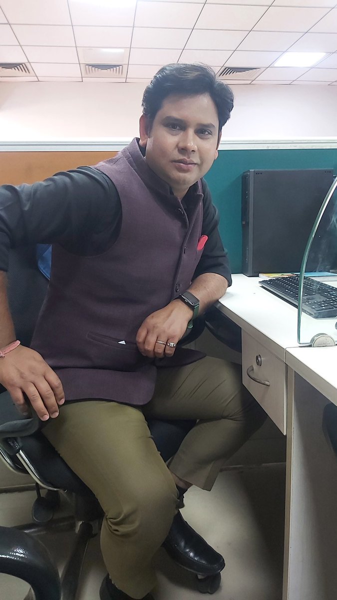 amitsharmatv's tweet photo. आज बहुत दिनों के बाद फ़ोटो खिंचाई है..बताइए कैसी है??😀
#WomensDay2024 
#Mahashivratri2024 https://t.co/c9nXdCUQVw