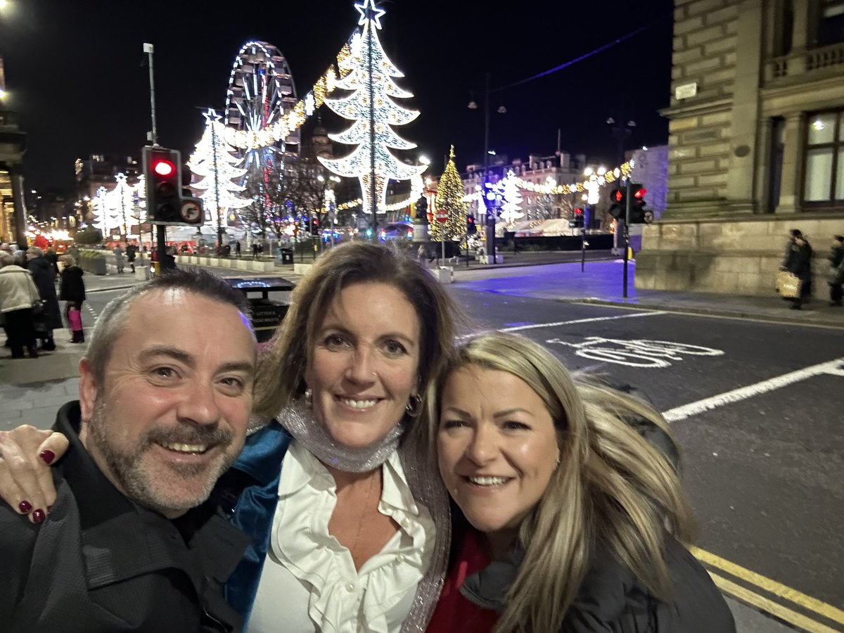 ewencameronruns's tweet photo. Next, two of the best people I’ve ever worked with and a big reason why I love my work so much. @ash_bruce2011 @birleycampbell - amazing colleagues and friends. #InternationalWomensDay #ShoutOutForWomenInSport @sportscotland https://t.co/P7IP29RIlP
