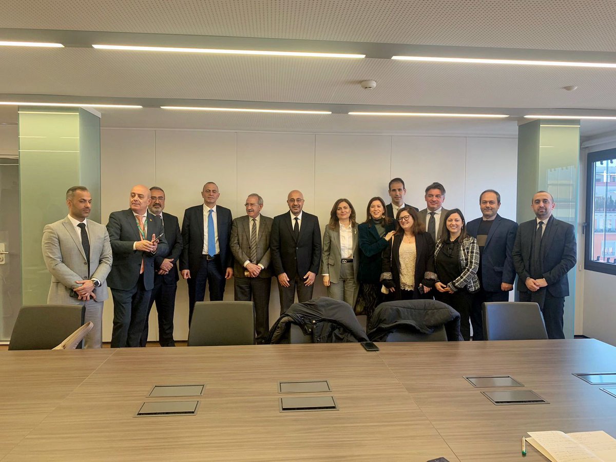 Meeting with the Chief Environmental Prosecutor Antonio Vercher and Cap. Victor Valero from Guardia Civil to discuss the work of the Environmental Prosecutor Office in Spain and the best practices of reporting and investigating environmental crimes.

#StudyVisit #Lebanon #Spain