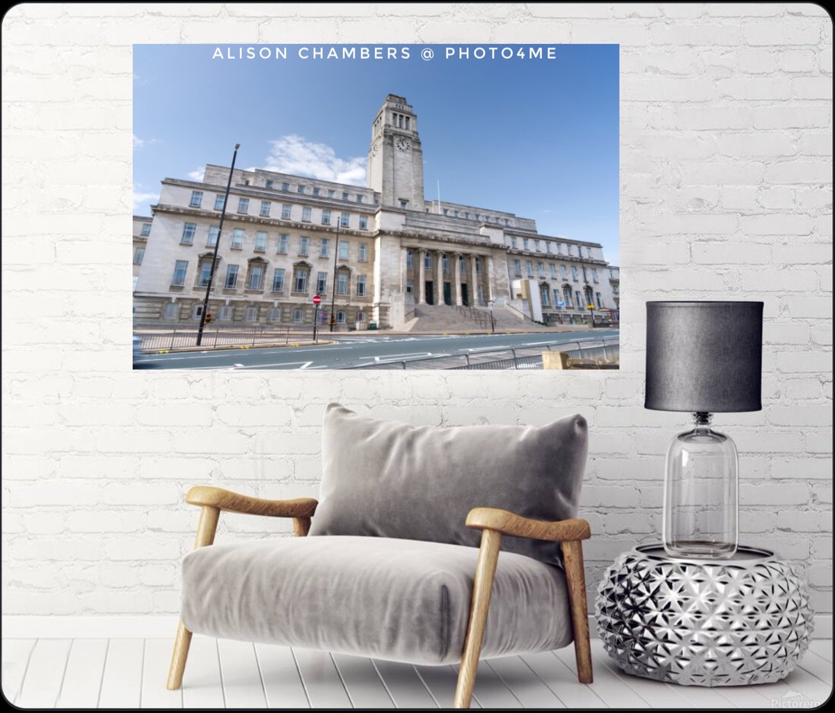 Leeds University Parkinson Building©️. Available from; shop.photo4me.com/1313714 & alisonchambers2.redbubble.com & 2-alison-chambers.pixels.com #leedsuniversity #leedsuni #leeds #leedswestyorkshire #leedscitycentre