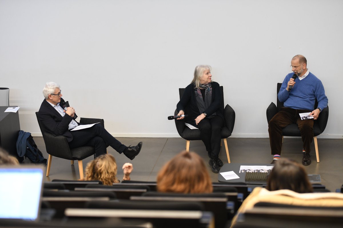 PERI#WORK tweet media