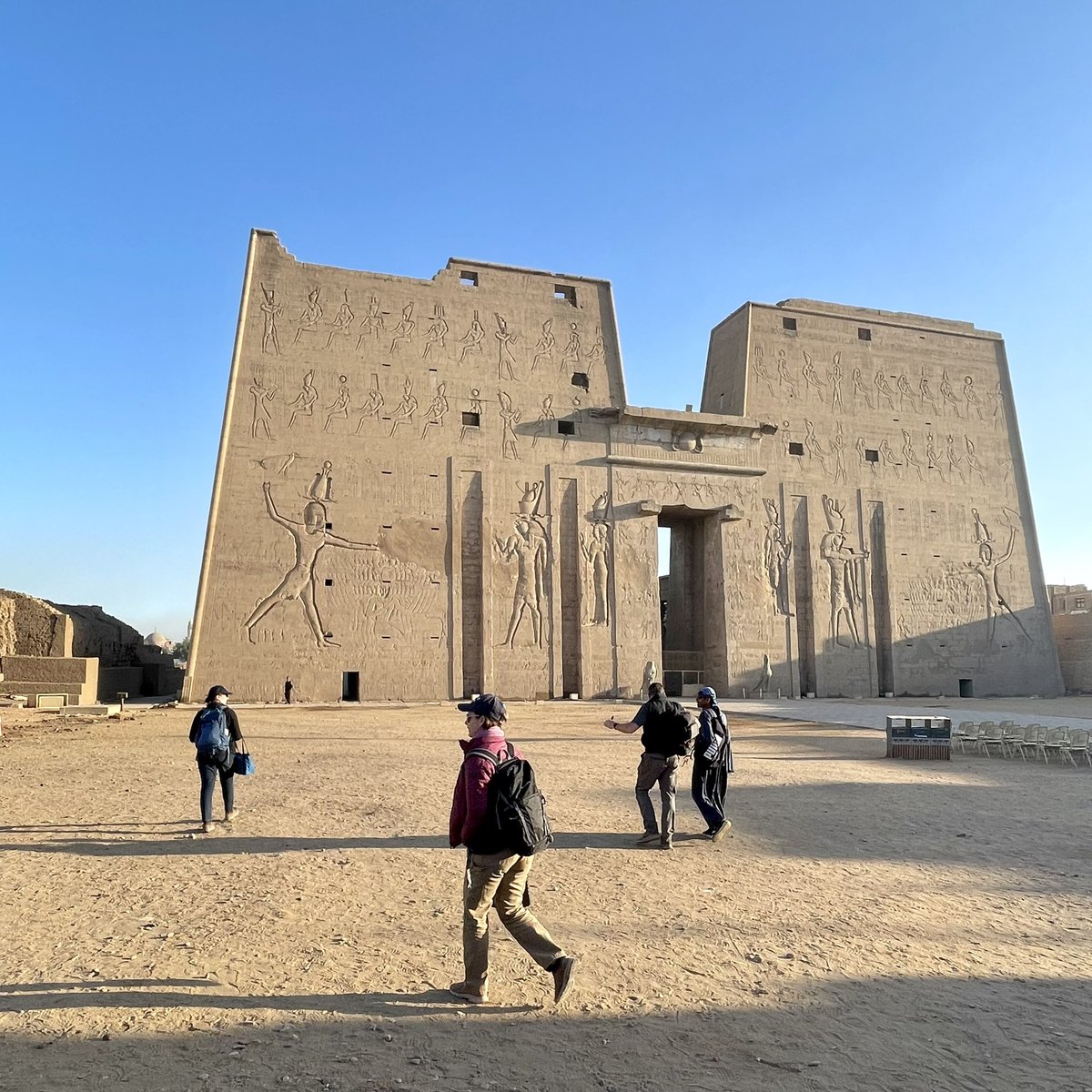 Dr Natasha Ayers tweet media