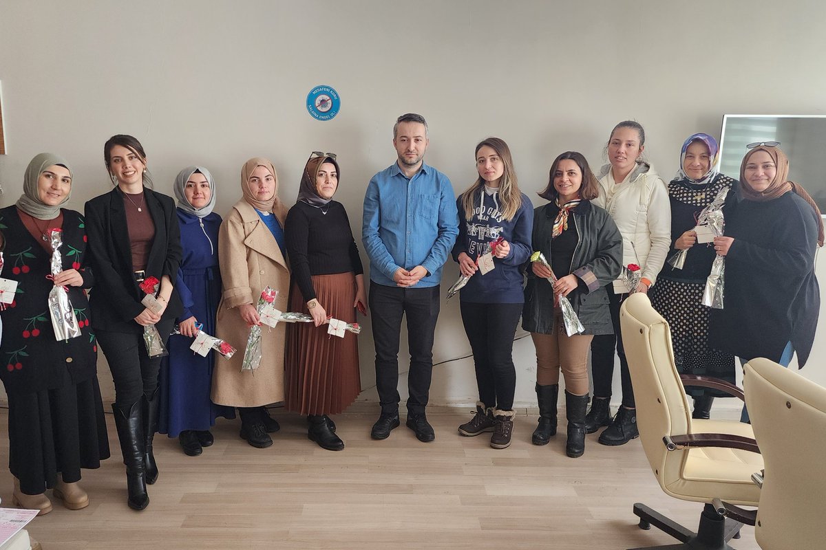 Elinin değdiği her şeyi güzelleştiren kıymetli öğretmenlerimiz, 8 Mart Dünya Kadınlar Gününüz kutlu olsun..
İyi ki varsınız 🌸
<a href="/agrimem/">AĞRI MEM</a> <a href="/tutakmem/">Tutak İlçe MEM</a> <a href="/hasan_kokrek/">Hasan Kökrek</a> <a href="/karaoglan_necmi/">M Necmi KARAOĞLAN</a>