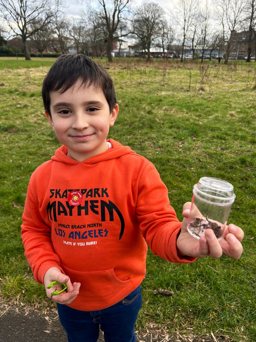 Come and join us on our adventures at Govan Elder Park each week! Every Tuesday 3:15pm-4:15pm This week included exploring and discovering what bugs make the park their home and overcoming our fears🐛🐞 Followed by playing many games and eating fruit to fuel our fun!