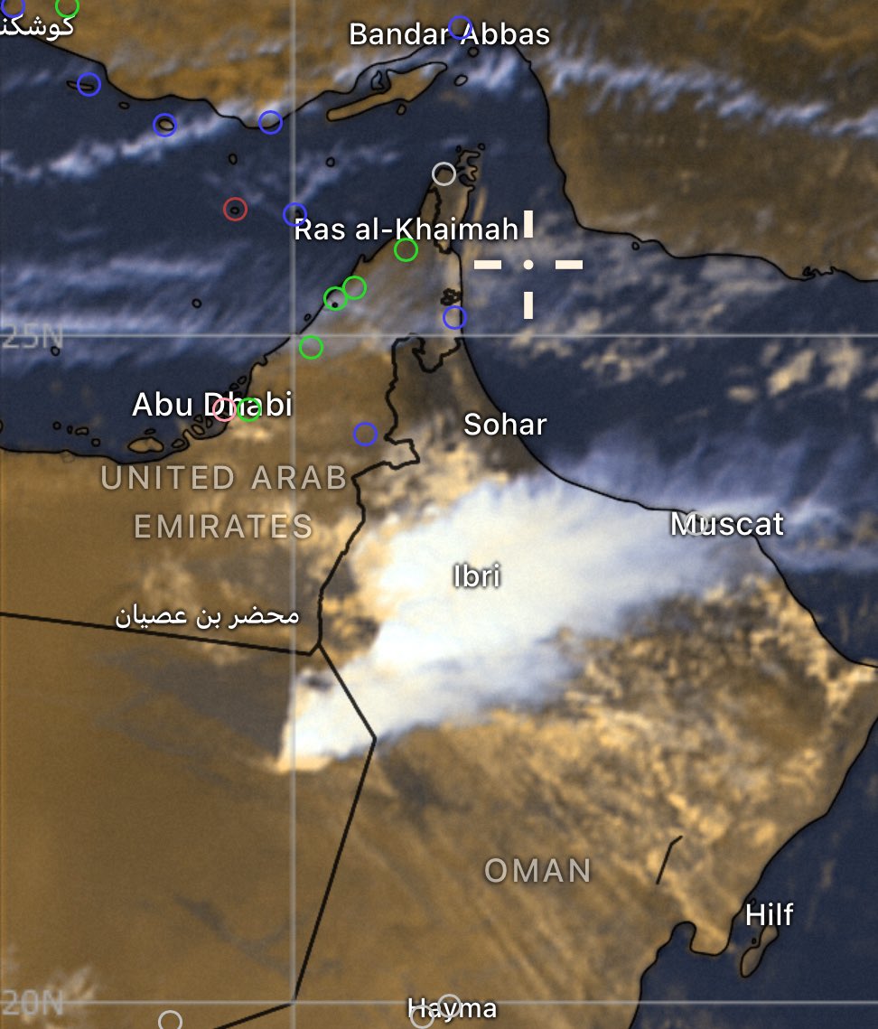 mohd_888's tweet photo. تاثير #منخفض_الريان على محافظة الظاهرة بإمطار متفاوتة الغزارة مع توقعات التأثير التدريجي على بقية محافظات الشمالية للسلطنة خلال الساعات القادمة بامطار غزيرة إلى شديدة الغزارة خصوصا على محافظات الظاهرة والبريمي وشمال الباطنة مصحوبة برياح هابطة وحبات البرد وجريان الاودية الجارفة. https://t.co/IfqSpomjgO