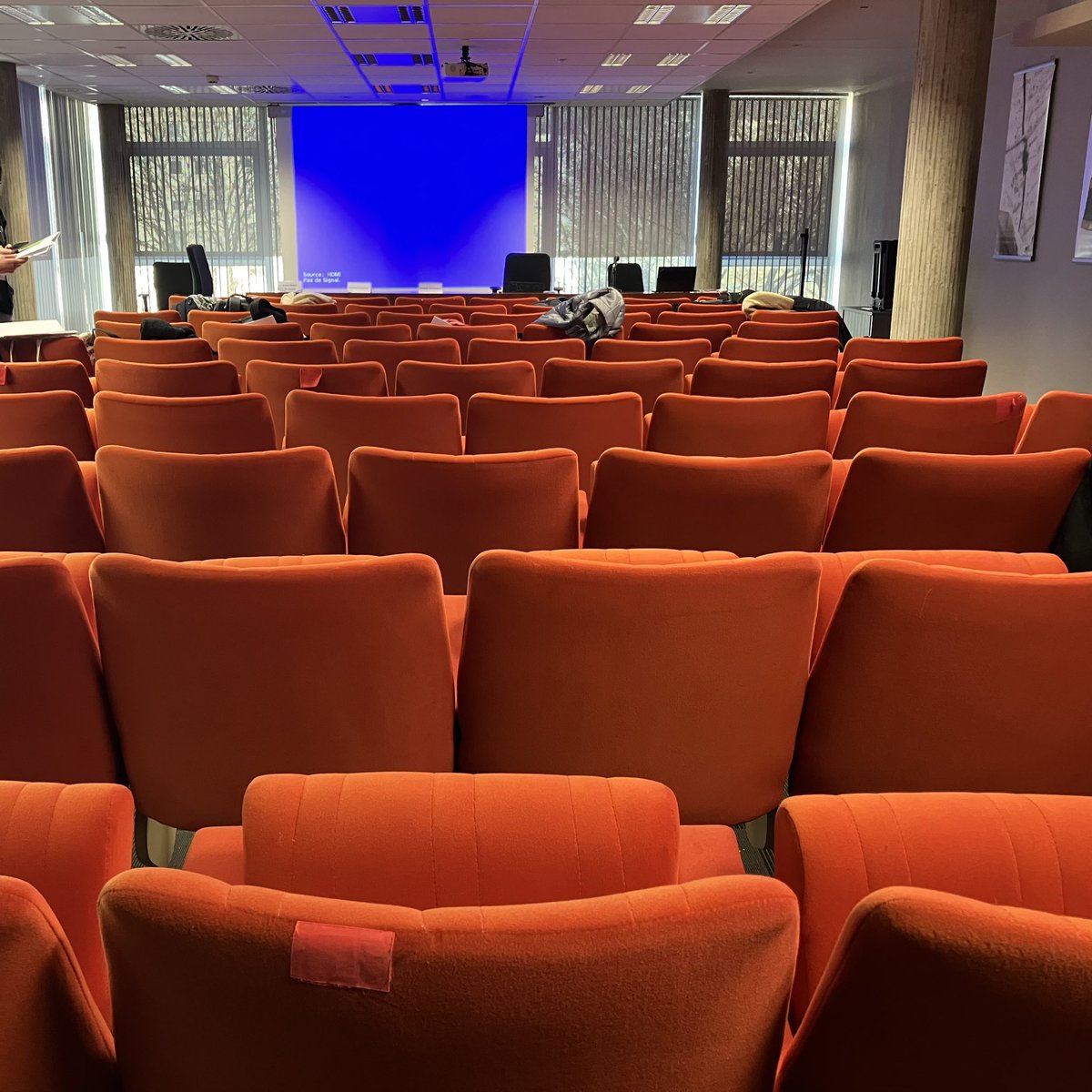 C’est parti pour la journée du GR de l’AAF Bourgogne Franche-Comté aux Archives Départementales du #Doubs : “Retour vers le pré­sent : être #archiviste dans les années 2020’s”. Thématiques #cyberattaque et #sensibilisation au métier d’archiviste.

#viedarchiviste #archives