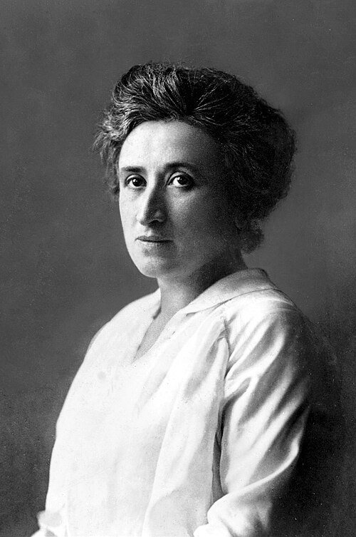 “Por un mundo donde seamos socialmente iguales, humanamente diferentes y totalmente libres” Rosa Luxemburgo.
