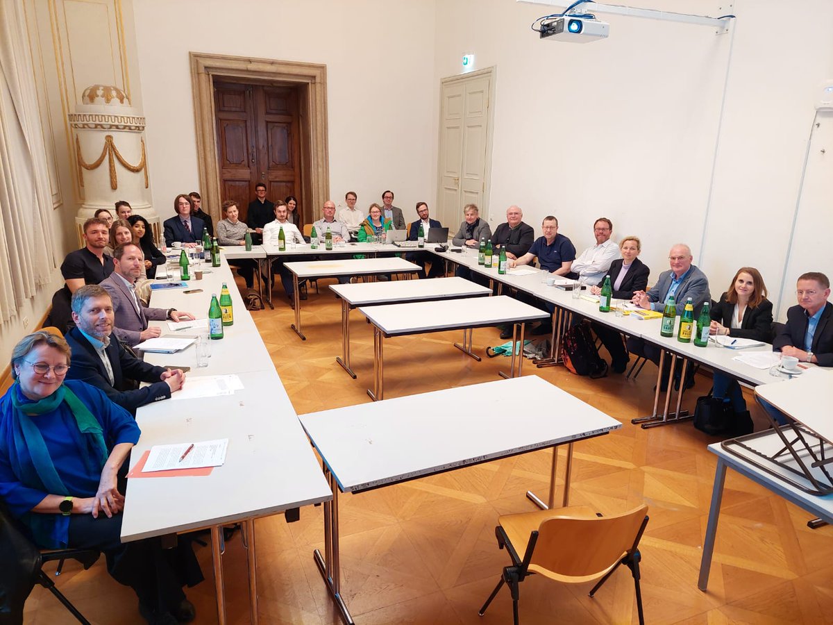 Am 6.3.2024 fand der 7. Praxisdialog an der @PLUS_1622 statt. 

Wir danken allen Teilnehmer:innen für den spannenden Austausch, insbesondere jenen, die durch ihre Impulsvorträge den Diskurs angeregt und eingeleitet haben.