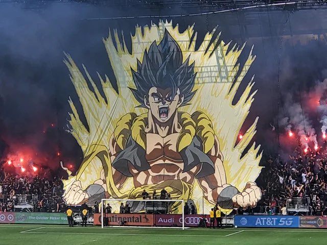 Gracias por llenar de felicidad nuestra infancia.
Gracias por Dragon Ball.

Gracias, Akira Toriyama. #LaCasaDelFútbol