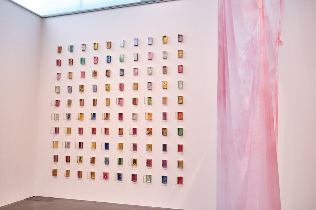 #InternationalWomensDay is the perfect time to celebrate the latest acquisition to @newartgallery Permanent Collection by Scottish sculptor Karla Black. Study The Method Of The Theft comprises 100 glass jewellery boxes, filled with paint, displayed in a grid formation.