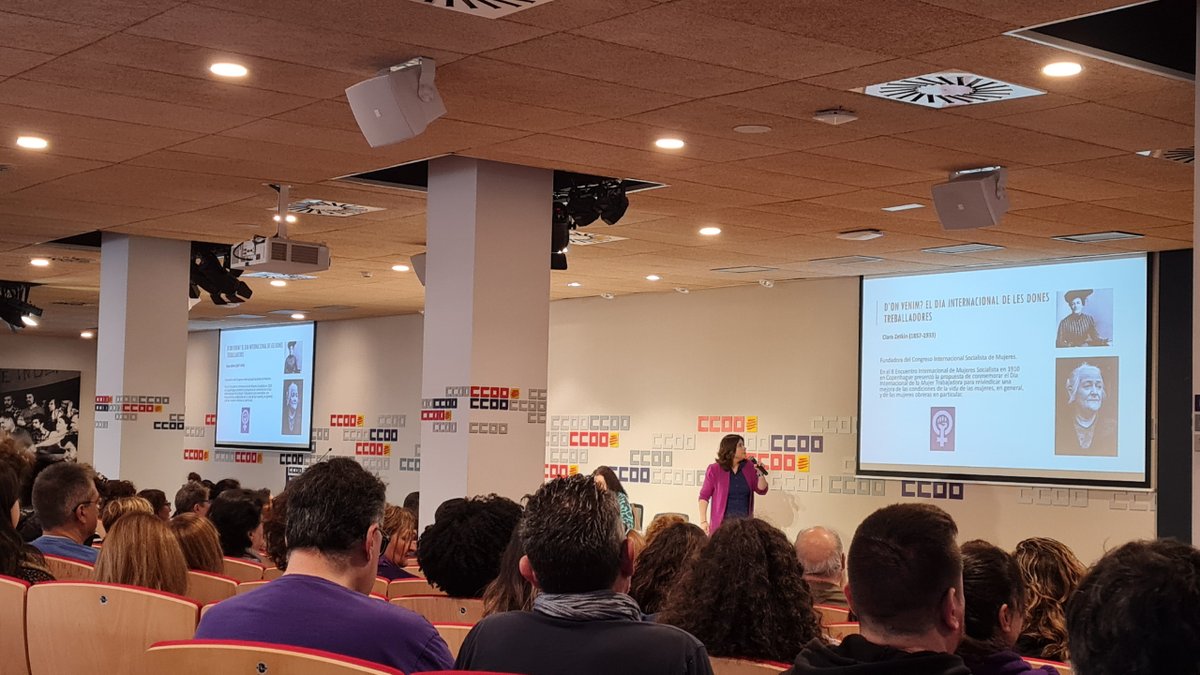 FICCOOCat's tweet photo. 🟣 Les dones de #CCOOindústria avui estem presents a l'acte central de @ccoocatalunya amb motiu del 8 de Març, en el qual reflexionem sobre els avenços i els reptes en la lluita per la igualtat, i amb un missatge clar AMB CORRESPONSABILITAT TOTHOM HI GUANYA!
#8Mcorresponsabilitat https://t.co/fjO4LTlMGw
