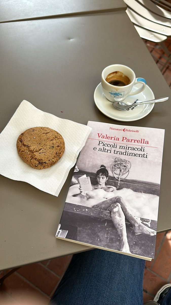 L’otto m’arzo e sciopero e leggo <a href="/ValeriaParrell2/">Valeria Parrella</a>