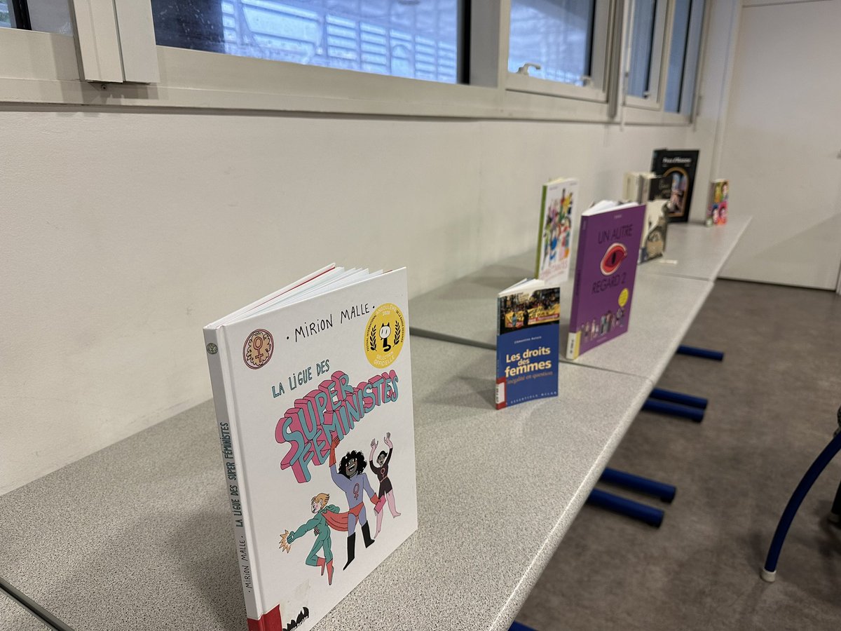 AcBordeaux's tweet image. #JourneeDesDroitsDesFemmes
La rectrice @ABisagni remet le label Égalité filles-garçons au LP Les Chartrons et annonce la labellisation de 40 établissements dont 7 écoles @AcBordeaux 
👏 aux élèves et équipes #CESCE pour la présentation de leur projets #EAC #EMI #orientation