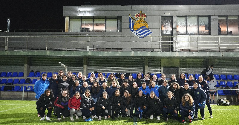 RealSociedadFEM's tweet photo. ℹ️ Saretuz, emakume entrenatzaileen topaketa.

#EmakumeenNazioartekoEguna | #WeareReal