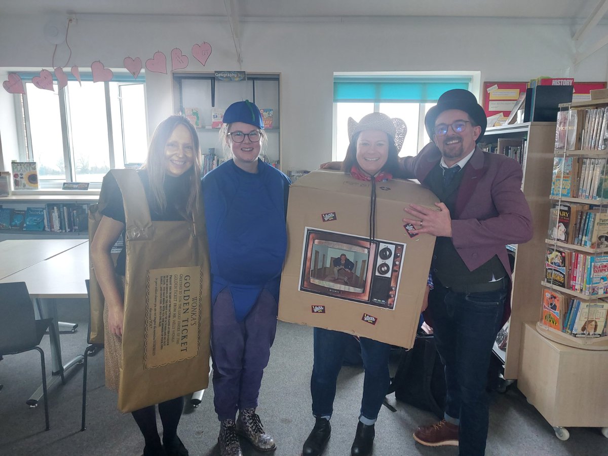 SibfordLibrary's tweet photo. World Book Day 2024, a day of iconic books and the message 'you are a reader'
@WorldBookDayUK 
@SibfordOxon 
@SibfordEnglish https://t.co/8rPfXaJW15
