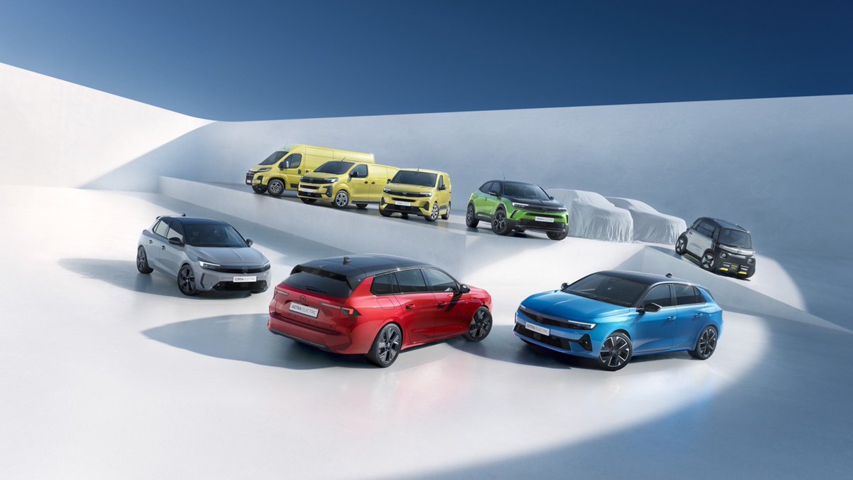 motorionline's tweet photo. #Opel: una gamma elettrica dalle più piccole ai veicoli per il business

https://t.co/tYNBDjW94T https://t.co/DDwITaf04D