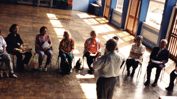 Join <a href="/luxmovingimage/">LUX</a> on 23 March 2-4pm for a screening of films by Will Pham. The films explore intergenerational care, community building and refugee narratives in the UK + Q&amp;A with the artist, Dr Diana Yeh &amp; Dr Tamsin Barber

Book: lux.org.uk/event/new-work…