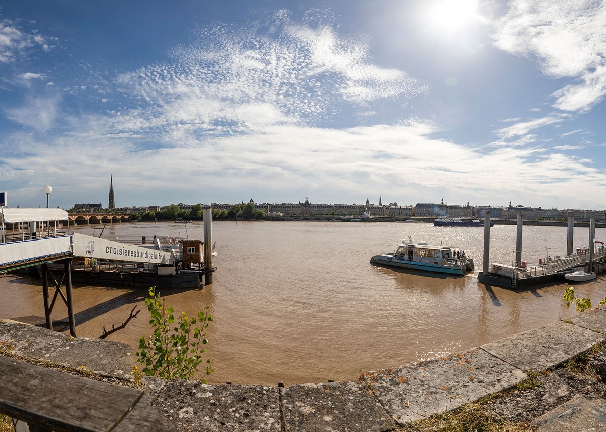 CirculationBxM's tweet photo. 🚏🛥️ Nouvel arrêt #Bat3 : le ponton Bastide-Darwin
📌 @Bordeaux - 21 #QuaiQueyries
📅 Samedi 9 mars 2024
◼️ Desserte : samedis, dimanches et jours fériés
◼️ Fréquence 50 mn : 9h/19h50 (hiver) 9h/21h30 (été)
🚍🚴♀️ Connexions Bus 25 et 61 & V3
@BxMetro
🌐https://t.co/XHrh1Uqrxk https://t.co/2b0gptXYQN