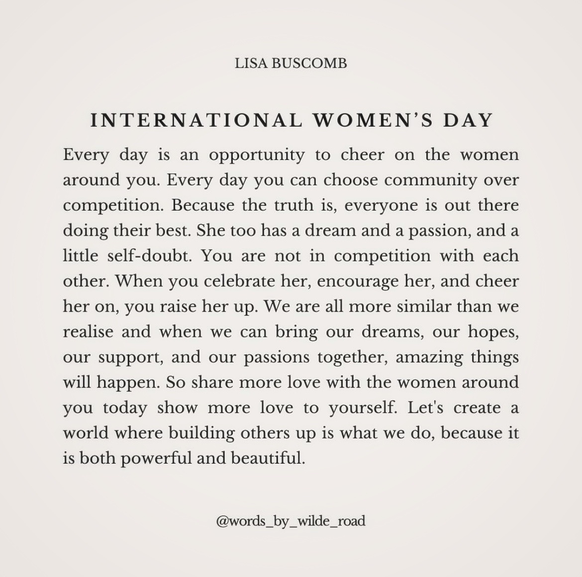 Happy #InternationalWomensDay 💐 Wishing you a day filled with love, joy, & appreciation for being the amazing woman that you are 💐♡💐 #IWD #fridaymorning #sendinglove 💐