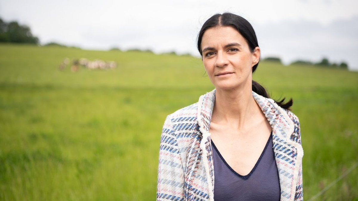 Eliance_Elevage's tweet photo. [Interview] « Les #agriculteurs devront être des super #entrepreneurs »

@A_Bourolleau, d'#Hectar offre une vision singulière du métier, à l'image de sa structure à la fois ferme pilote, campus et accélérateur de start-up agricoles.

@LesEchos : https://t.co/g1e15DiDZI https://t.co/bgQAy3GytP