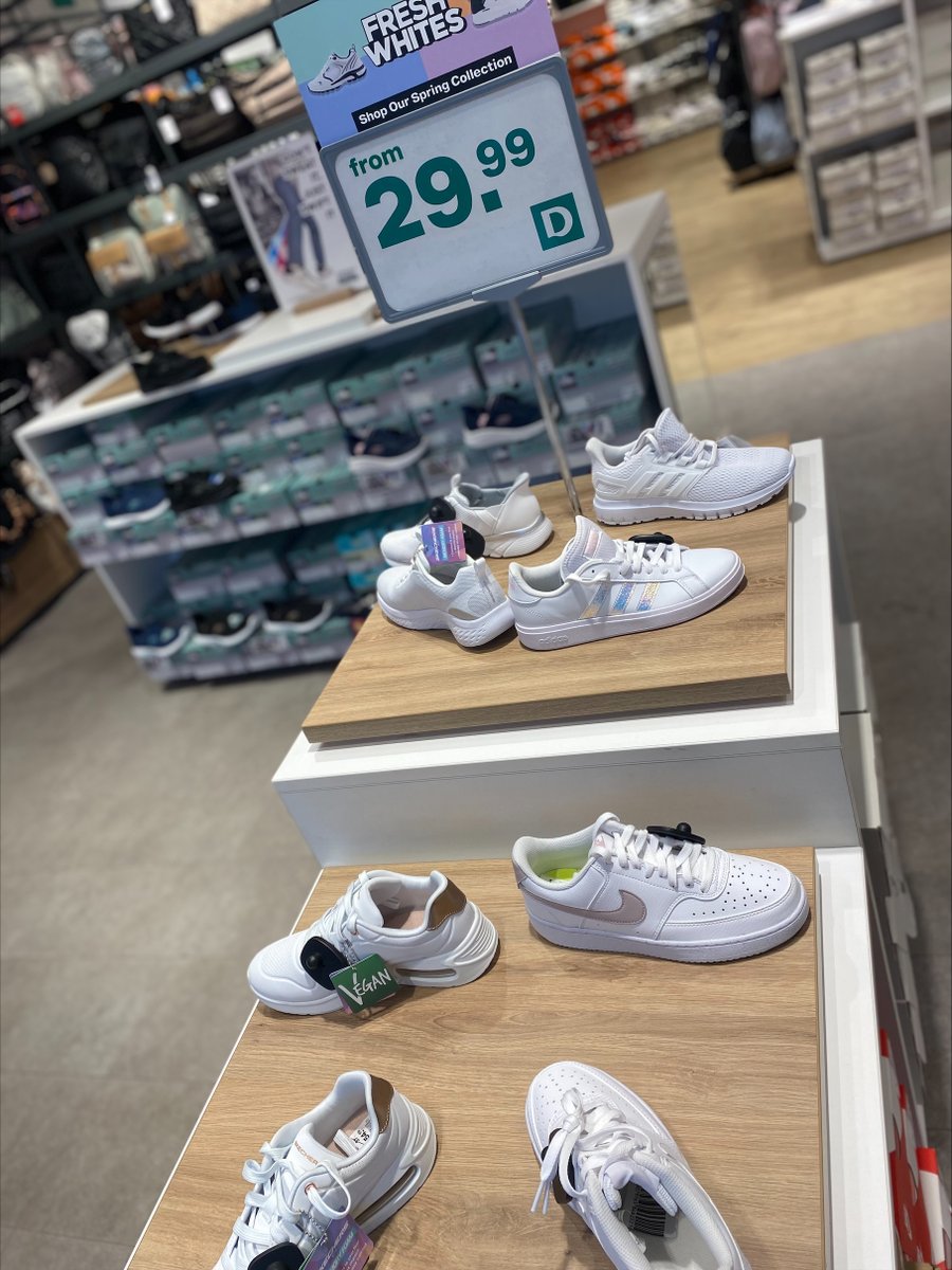 Deichmann have the most amazing range of ladies trainers in store now, head to the Vancouver Quarter and see for yourself! You'll be amazed at the choice and value on offer!📷 #vancouverquarter #shoes #shoppingcentre #kingslynn #spriny #footwear #fashion