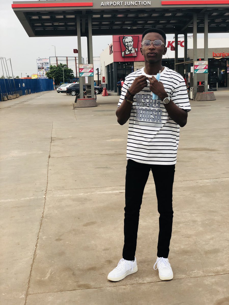 _aqua_manuel's tweet photo. Never trust a person that has let you down more than twice. Once was a warning, twice was a lesson, and anything more than that is simply taking advantage. https://t.co/0qVCX9LVnV