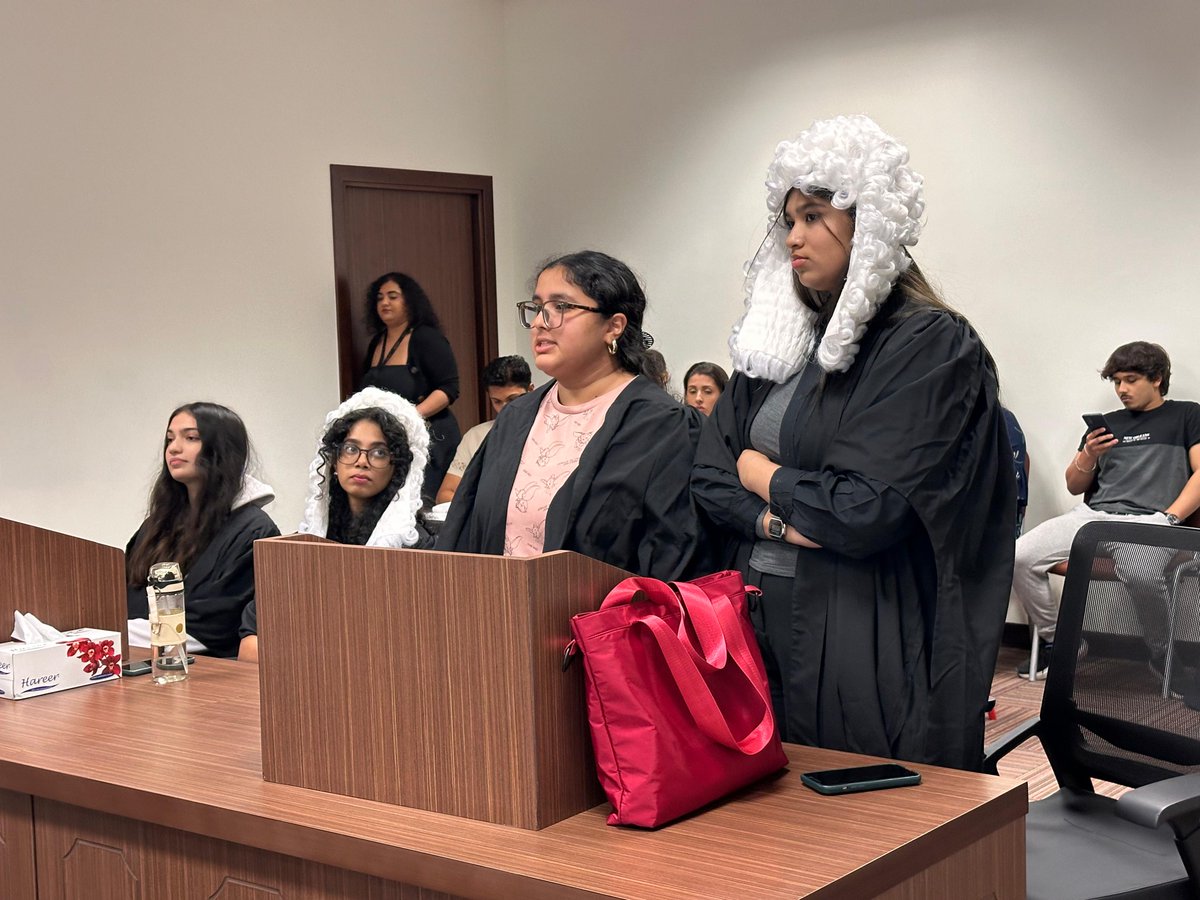 DmuDubai's tweet image. A Day in the Life of a Lawyer: DMU Dubai recently hosted an incredible event for high school students, focused on strengthening oral advocacy skills. It was truly inspiring to witness the passion and potential of these young minds.
#DMUDubai #HighSchoolStudents #OralAdvocacySkill