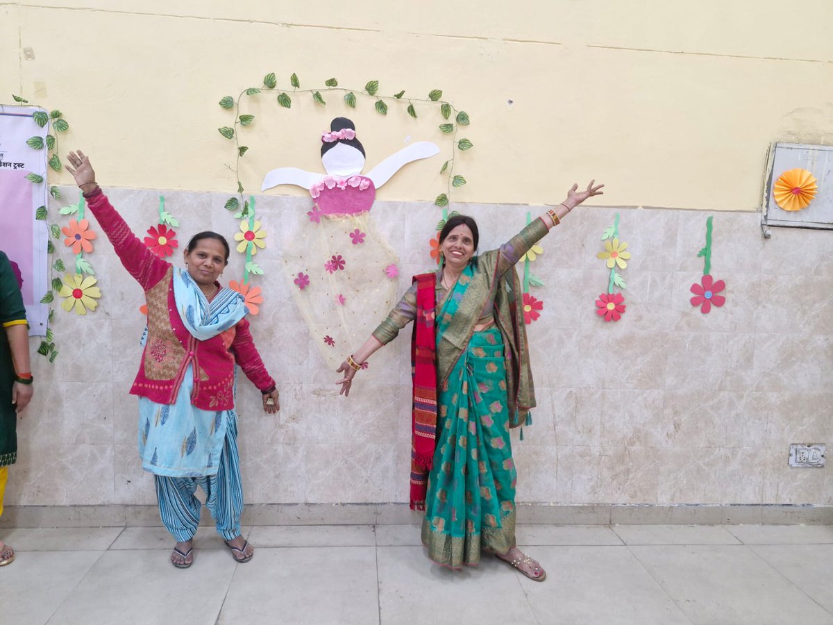 Celebrating the strength and joy of womanhood! CFT hosted a heartwarming get together for the Anganwadi Workers of our project area under @HCL_Foundation supported #ECCD program in GB Nagar district of Uttar Pradesh. The day was filled with solidarity, laughter, and leisure.