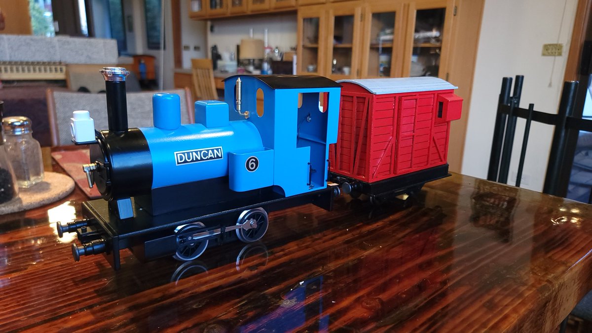 BocoProductions's tweet image. Somebody got a breakvan today. Was definitely a fun little build with the laser cutter.