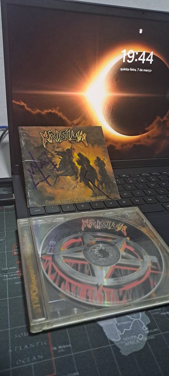 Gledson_Nog's tweet photo. 24 anos do lançamento desta obra do death metal mundial.
#Krisiun #deathmetal #brutaldeathmetal #metal #brazilianmetal https://t.co/98vh45u5Xz