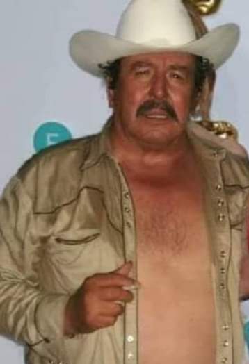 EmirCepeda's tweet photo. Al viejo paulino https://t.co/pGizfyZs9o
