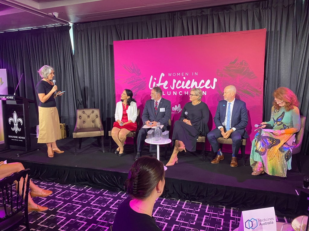 RareCancers's tweet photo. Representatives from our leadership team joined the @AusBiotech @MedicinesAustralia NSW Women in Life Sciences luncheon today, celebrating #InternationalWomensDay #InspireInclusion #IWD2024 #lswomen https://t.co/DytF0XlAZf